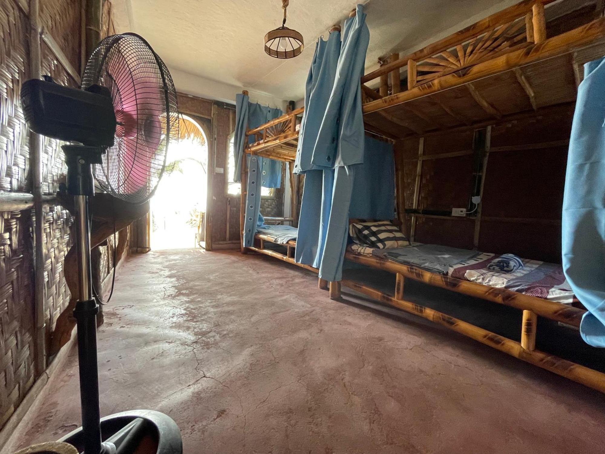 Voodoo House Bed and Breakfast Lalao Buitenkant foto