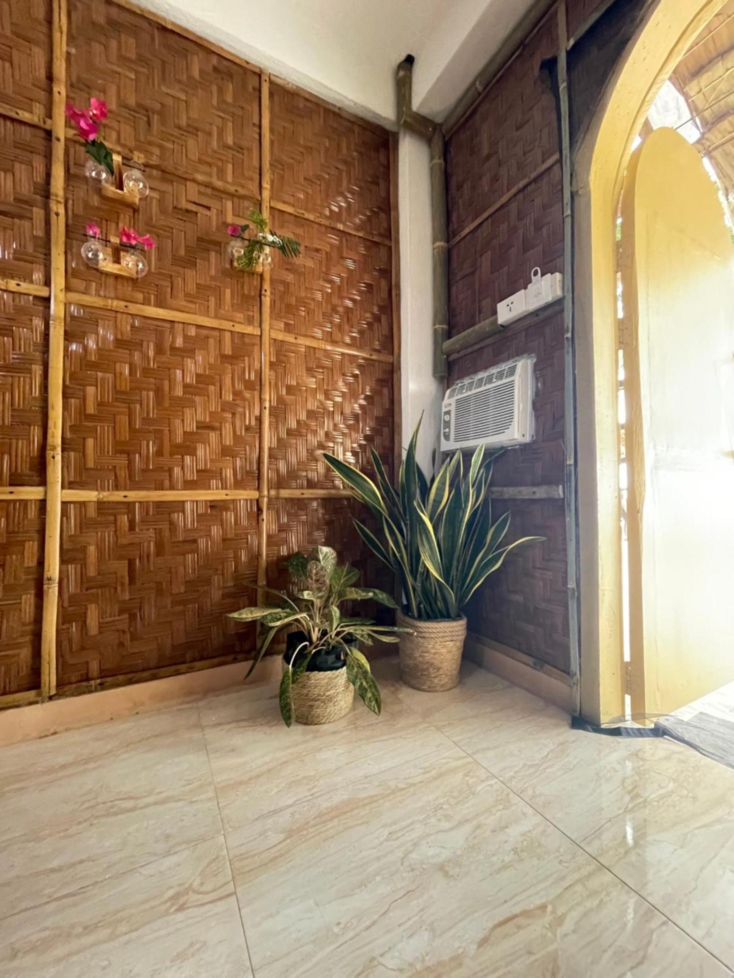 Voodoo House Bed and Breakfast Lalao Buitenkant foto